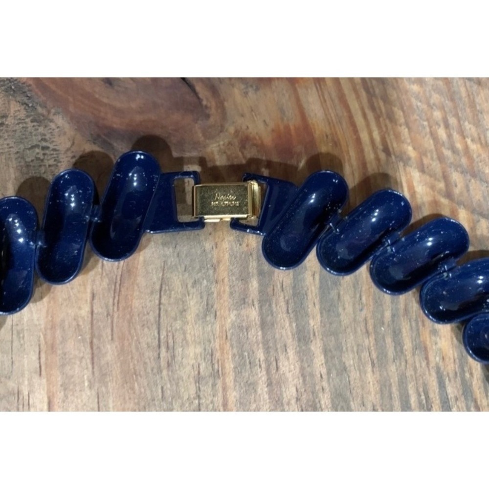 Napier Navy Blue Twisted Bead Necklace Vintage Gold Clasp Retro Minimalist 90s - Picture 5 of 5